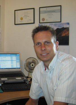 Neil Vanner Engineer/Contract & Project Manager/UUL Director